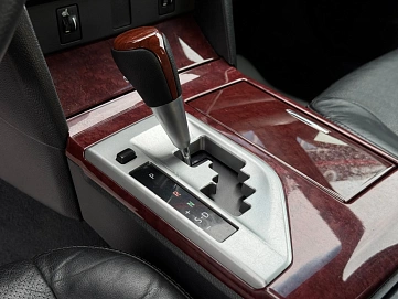 Toyota Camry, 2012г., передний привод, автомат