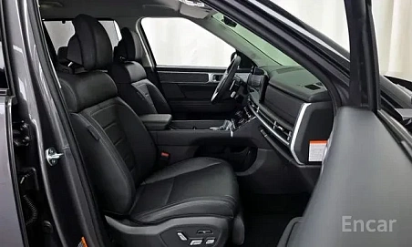 Hyundai Santa Fe, 2023г., полный привод, автомат