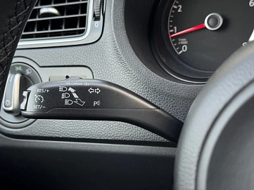 Volkswagen Polo, 2019г., передний привод, автомат