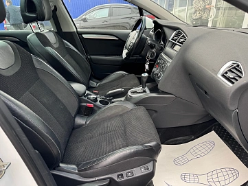 Citroen C4, 2012г, передний привод, автомат