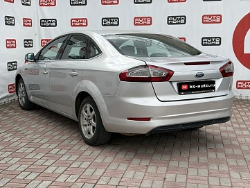 Ford Mondeo, 2013г., передний привод, механика
