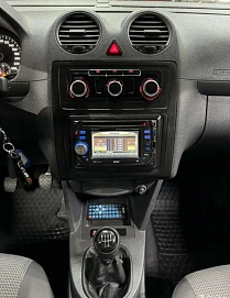 Volkswagen Caddy, 2012г., передний привод, механика