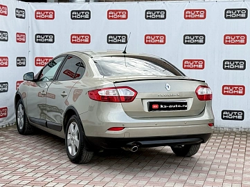 Renault Fluence, 2013г., передний привод, автомат