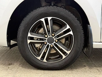 Volkswagen Polo, 2011г., передний привод, механика