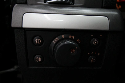 Opel Vectra, 2007г., передний привод, механика