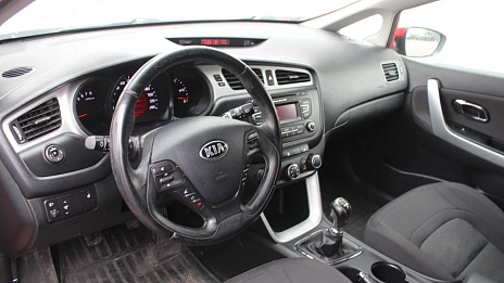 Kia Ceed, 2014г., передний привод, механика