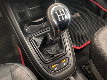 Lada (ВАЗ) Vesta, 2019г., передний привод, механика