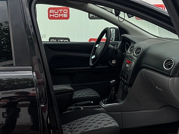 Ford Focus, 2009г., передний привод, механика