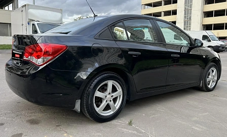 Chevrolet Cruze, 2010г, передний привод, автомат
