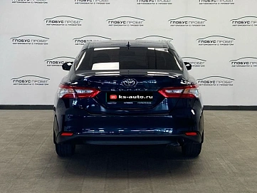 Toyota Camry, 2018г., передний привод, автомат