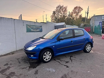 Peugeot 206, 2007г., передний привод, автомат