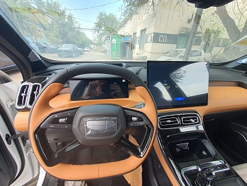 Geely Atlas, 2026г., передний привод, робот