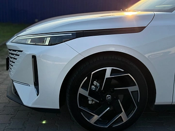 Changan Lamore, 2024г., передний привод, робот