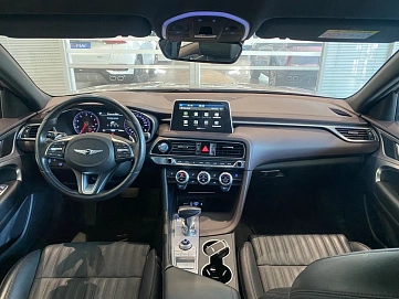 Genesis G70, 2020г., полный привод, автомат