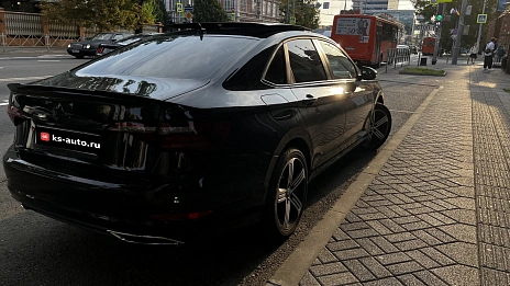 Volkswagen Jetta, 2021г., передний привод, автомат