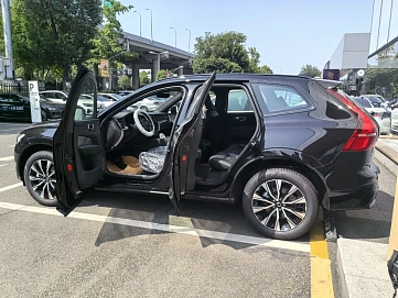 Volvo XC60, 2025г., полный привод, автомат