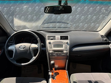Toyota Camry, 2011г., передний привод, автомат