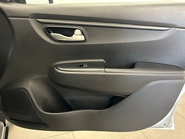 Kia Rio, 2018г., передний привод, механика