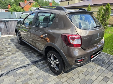 Renault Sandero, 2018г, передний привод, вариатор
