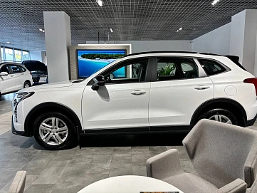 Haval Jolion, 2024г., передний привод, робот