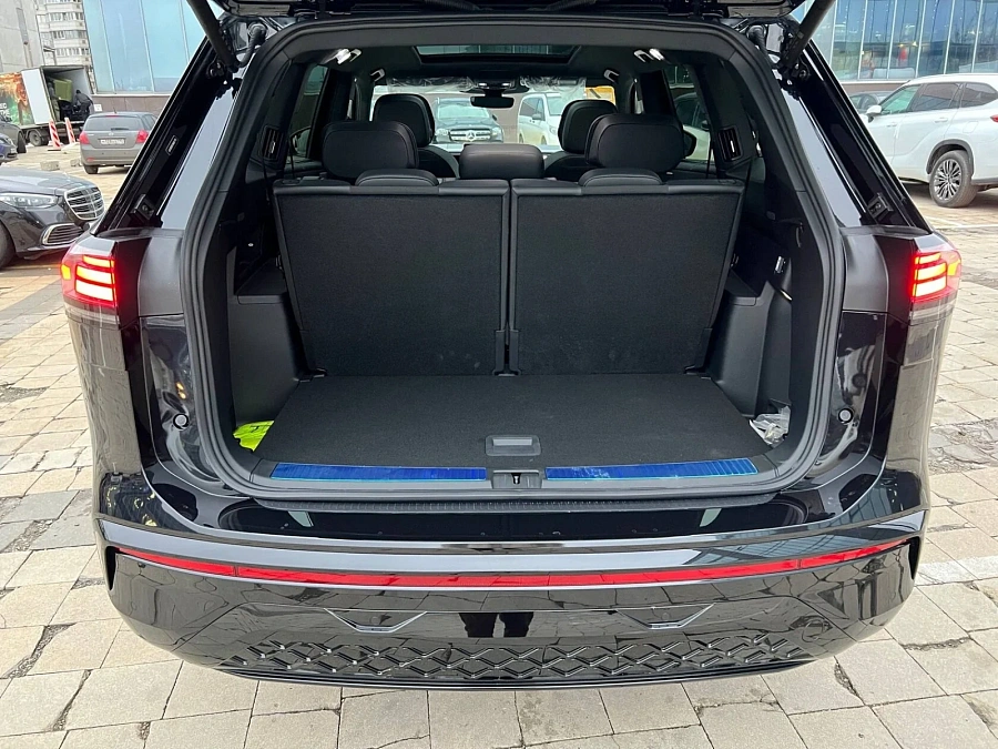 Volkswagen Teramont, 2025г., полный привод, робот