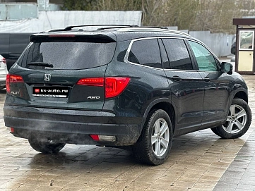 Honda Pilot, 2015г., полный привод, автомат