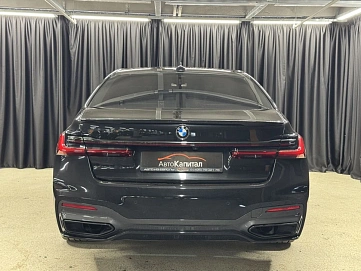BMW 7 серии, 2021г., полный привод, автомат