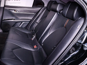 Toyota Camry, 2020г., передний привод, автомат