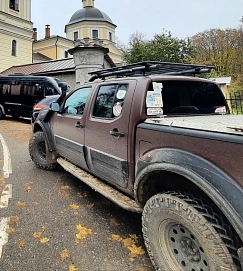 Nissan Navara (Frontier), 2010г., задний привод, автомат