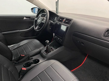 Volkswagen Jetta, 2013г., передний привод, механика
