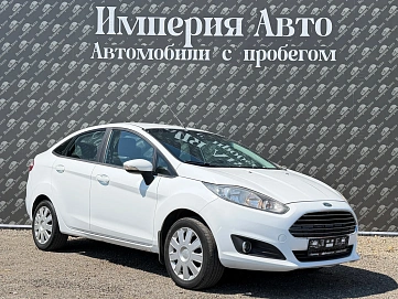 Ford Fiesta, 2015г., передний привод, робот