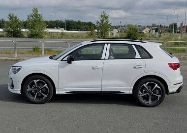 Audi Q3, 2025г., передний привод, робот