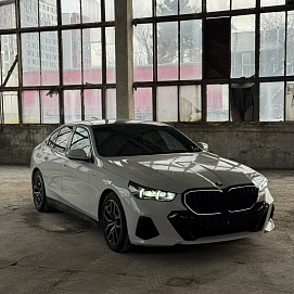 BMW 5 серии, 2025г., полный привод, автомат