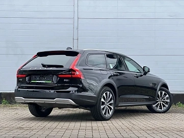 Volvo V90 Cross Country, 2024г., полный привод, автомат