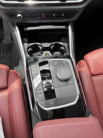BMW 3 серии, 2023г., задний привод, автомат