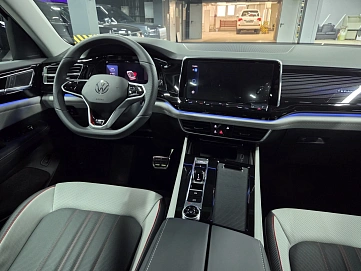 Volkswagen Teramont, 2026г., полный привод, робот