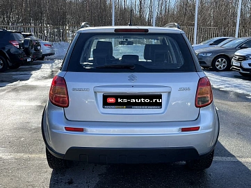 Suzuki SX4, 2010г., передний привод, автомат