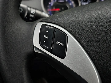 Hyundai Elantra, 2015г., передний привод, автомат