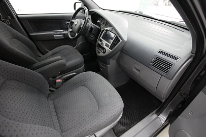 Kia Carens, 2006г., передний привод, автомат