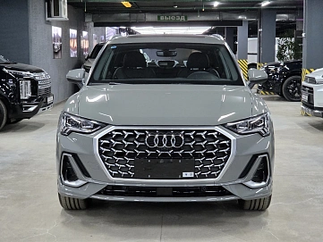 Audi Q3, 2026г, передний привод, робот