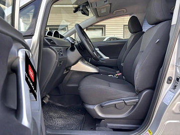 Toyota Verso, 2011г., передний привод, вариатор