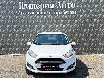 Ford Fiesta, 2015г., передний привод, робот