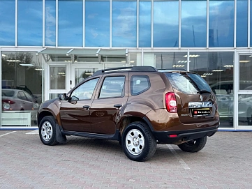 Renault Duster, 2012г., полный привод, механика