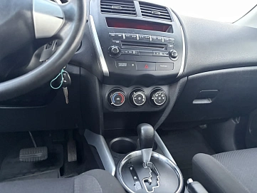 Mitsubishi ASX, 2010г., передний привод, вариатор