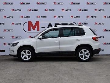 Volkswagen Tiguan, 2008г., полный привод, автомат