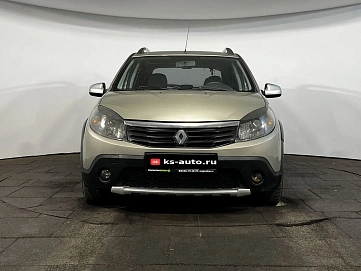 Renault Sandero, 2012г., передний привод, механика