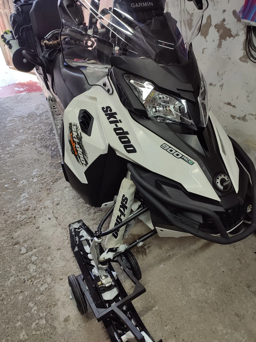 BRP Ski Doo Expedition 900, 2013г.