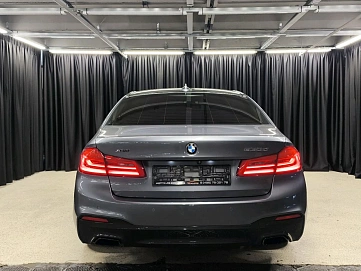 BMW 5 серии, 2017г., полный привод, автомат