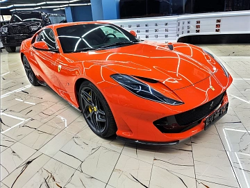 Ferrari 812, 2018г., задний привод, робот