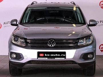 Volkswagen Tiguan, 2012г., полный привод, автомат